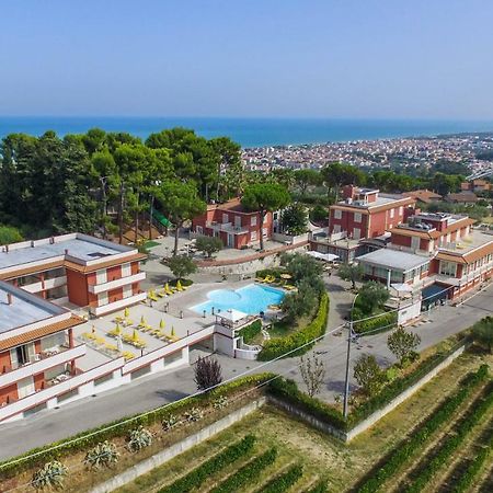 Il Parco Sul Mare Resort&SPA Tortoreto Extérieur photo